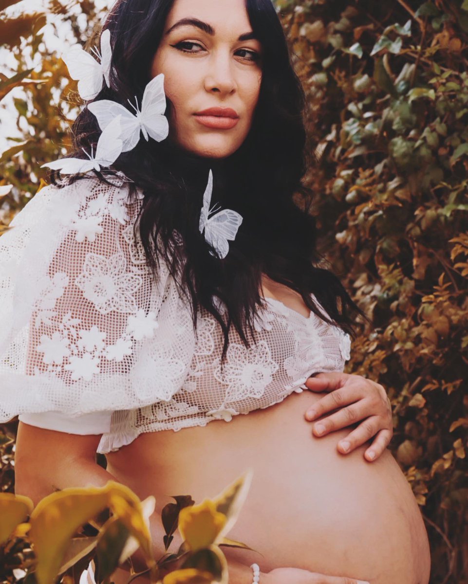 NikkiAndBrie's tweet photo. And here we are 2 days from due date, and dilated at a 3. @WWEDanielBryan and I make stubborn big babies. I love it!!! Still torn if I’m having a boy or girl. I keep going back and forth. -B🦋 https://t.co/zKuIhH20N2