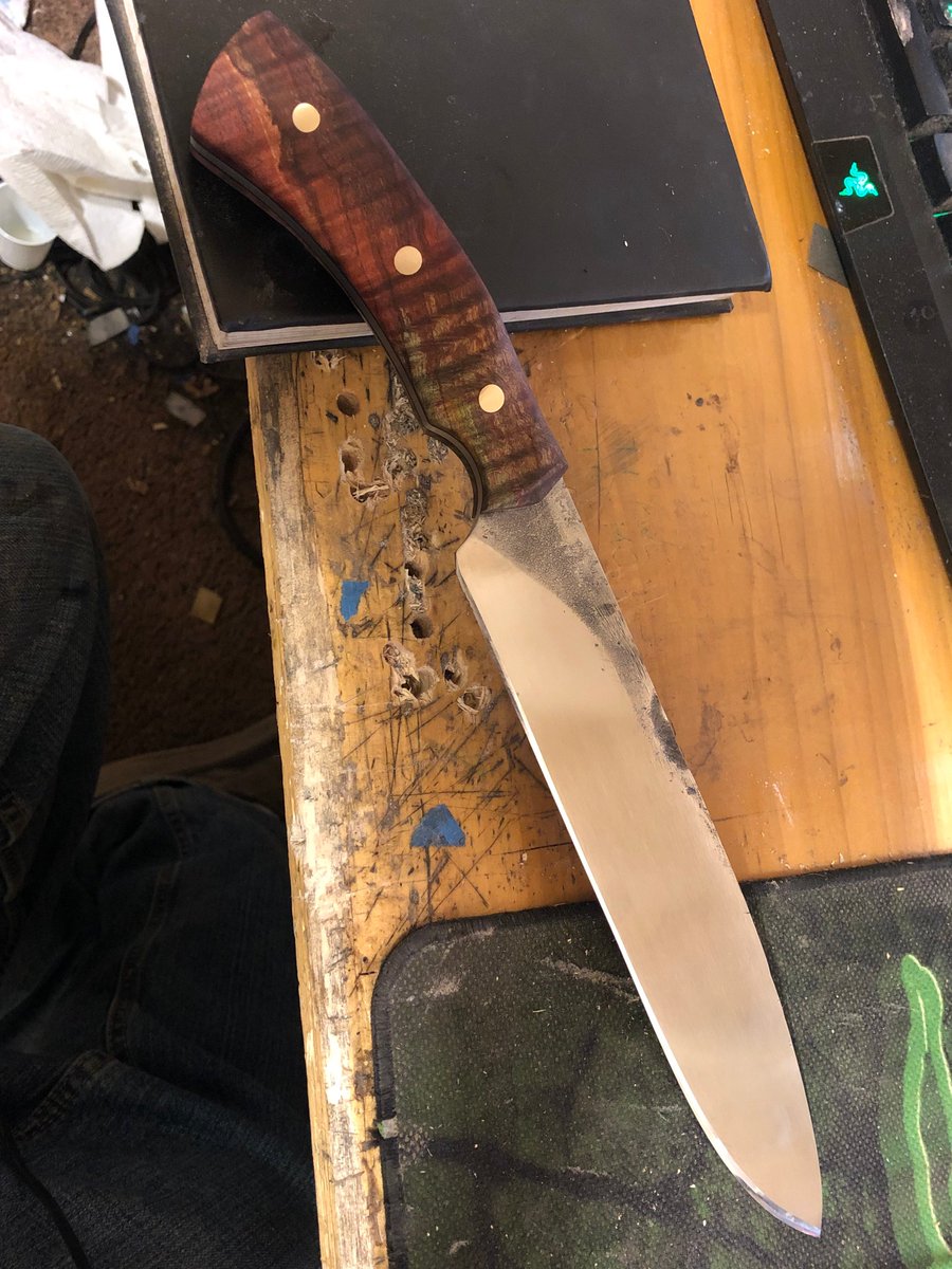 MatthewPortmann's tweet photo. recently completed project.  #knife #Camping https://t.co/OVl8JuLvEu
