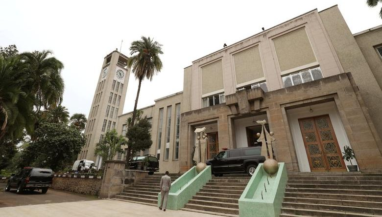 Ethiopia's Art Deco Parliament Building looked absolutely outstanding back in the day. Love that color scheme, which has been lost.A new building, which seems reminiscent of Brasilia, has been designed.