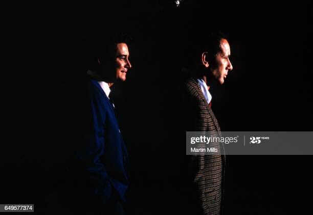 MartinMillsPhot's tweet image. RIP Regis / The Joey Bishop Show

HOLLYWOOD, CA - 1967:  Regis Philbin and Joey Bishop stand on stage while taping "The Joey Bishop Show" on ABC circa 1967 at the Vine Street Theater in Hollywood, California.  (Photo by Martin Mills/Getty Images)