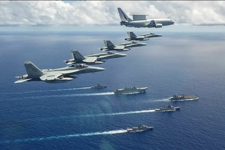 טוויטר Irfan Newboys בטוויטר Mulakan Pagi Anda Dgn Pesawat Awacs Tudm Diiringi Oleh 4 F18 Hornet Dlm Rondaan Rutin Di Laut China Selatan Turut Menyertai 4 Kapal Tldm Credits Malaysia Defence Review