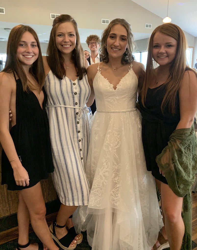 Congrats to <a href="/HemberaMolly/">Molly Hembera</a> as she adds Mrs. to her name 👰 The fab 4 together to celebrate <a href="/fieldelisabeth/">Elisabeth Fields</a> <a href="/mag1090/">Maggie Cach</a> <a href="/emma_slagle/">Emma Slagle</a> #Friends4Ever ❤️ Looking great ladies!! ❤️