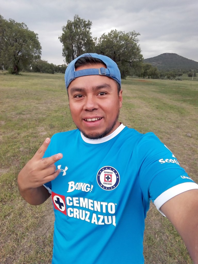 gerry_porcayo's tweet photo. Regresan los sábados de mí @CruzAzulCD 💙🚂🇫🇮✌🏼
#Guard1anes2020 #EstaEsLaBuena #ConTodoContraTodo #UnaFormaDeVida #AzulesConSu93nte #AzulPorTi #JuntosPorLa9loria https://t.co/2q5zeOttW1