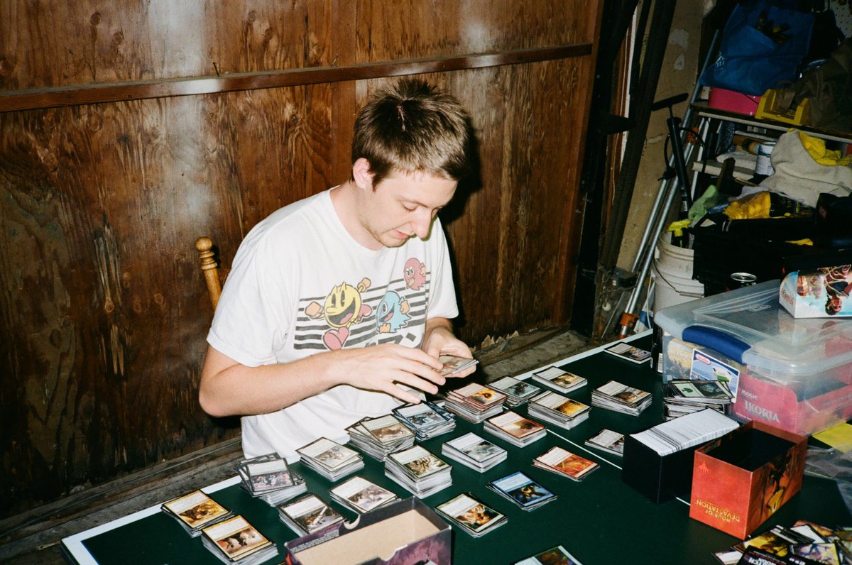 ItsyaboiG_'s tweet photo. Just the boys and some cards #saturdaynightmagic https://t.co/D7EDSVOowA