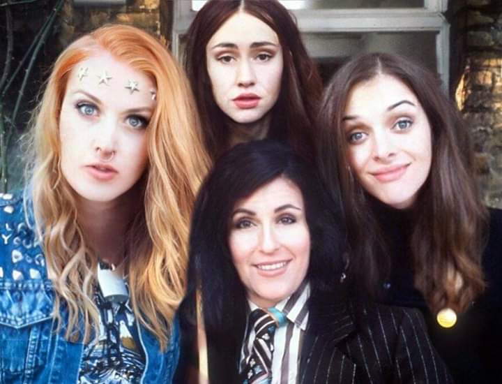 <a href="/JamesBlunt/">James Blunt</a> How about these four hotties.