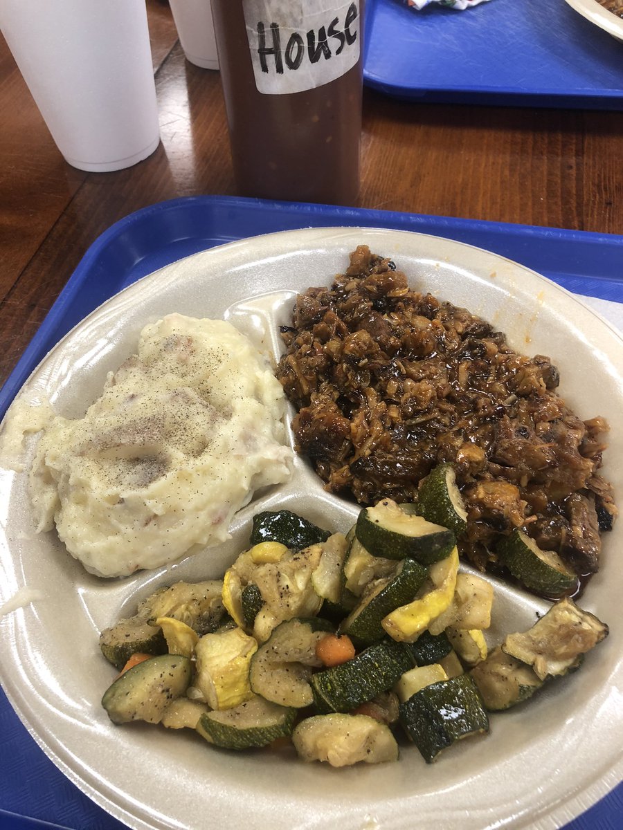 Ash_Em_Jacks's tweet photo. Running a 1/2 Marathon merits refueling at CC’s Smokehouse with @themohawkmoon! 😋 #running #bbq #runninggirl #CCsSmokehouse #Refuel #runtoeat #coupleswhorun #coupleswhoeat #yum https://t.co/szsGea2dmN