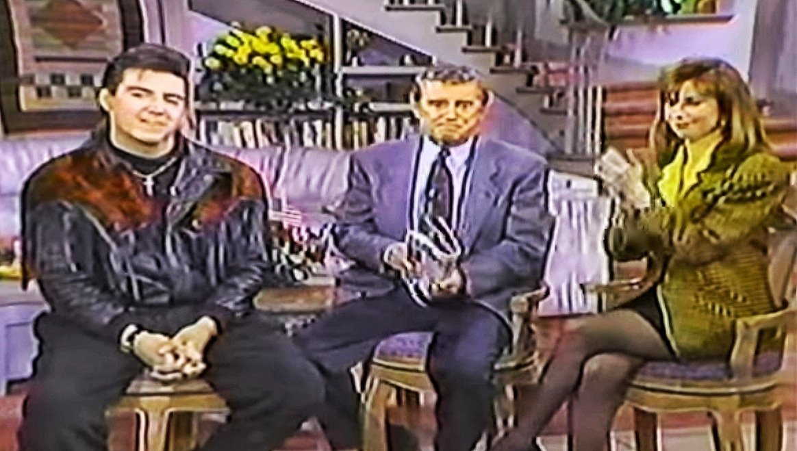 Regis Philbin passed away today at 88. I had the honor of being on his show. He was a kind man with a great sense of humor :( #RegisPhilbin