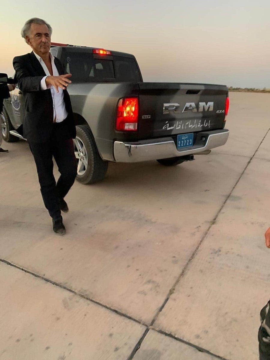 libya_ahale's tweet photo. #ليبيا
" وَلَن تَرْضَىٰ عَنكَ الْيَهُودُ وَلَا النَّصَارَىٰ حَتَّىٰ تَتَّبِعَ مِلَّتَهُمْ "
برند ليفي اليهودي موجودة في مصراته https://t.co/LfoX2GZ3tf