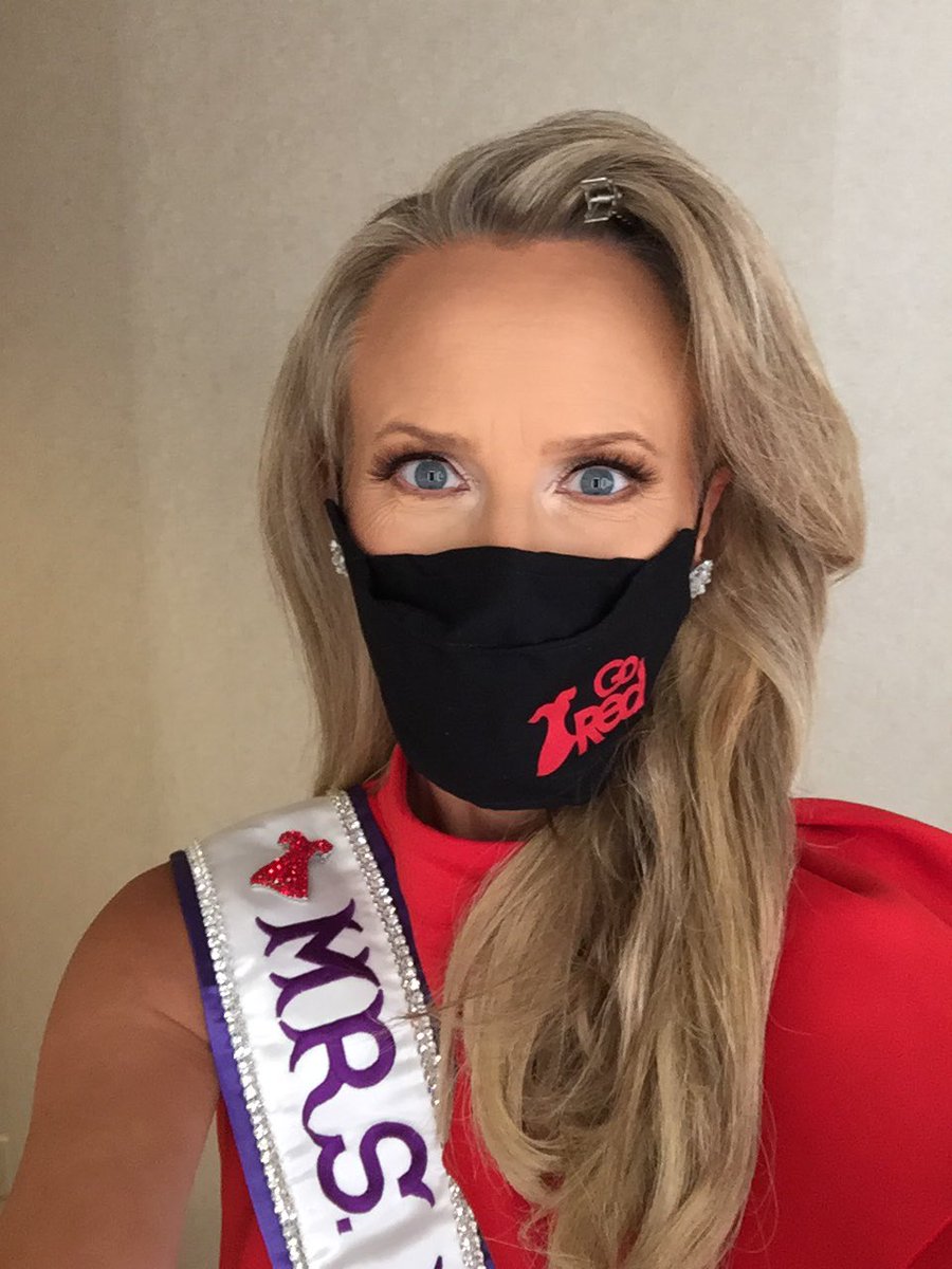 CoastMrs's tweet photo. Rehearsals today with hair and make up by Kayli with the Clay Spann team. Continuing to follow COVID-19 CDC guidelines wearing cloth masks where appropriate. Looking forward to finals for the Mrs. international pageant tonight! #mrsintl2020 #intlpageants #followyourheartEC https://t.co/V6alOcOx9G