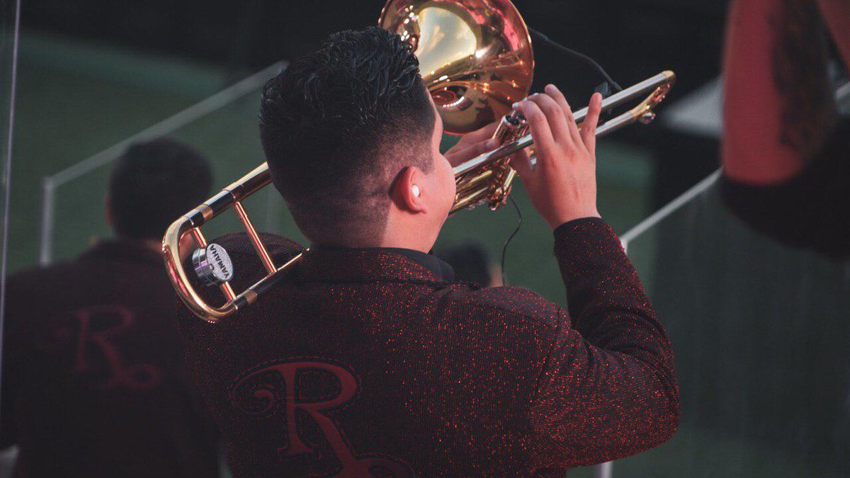 OmarRecodo's tweet photo. "Vive con pasión y haz todo aquello que te gusta hacer. Vida sola hay una y tú decides si vivirla o padecerla". 🎶✌🏻 @ElRecodoOficial https://t.co/JcWJ06HDZr