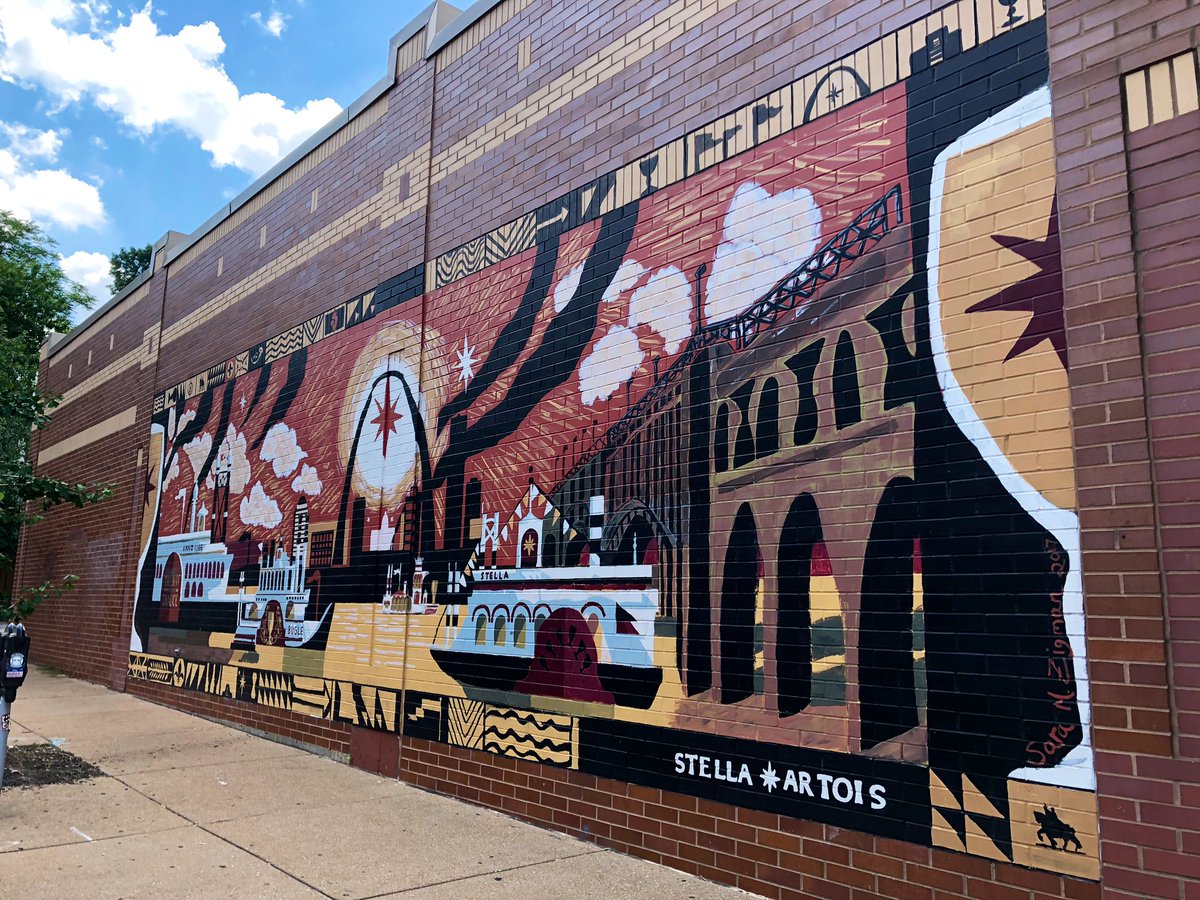 catherinegilb09's tweet photo. Spent some time checking out the architecture in #Ucity on this very hot & sunny day. Back home in time for the @Cardinals game & a nap. #STLsummer βοΈ https://t.co/Lm78whls2r