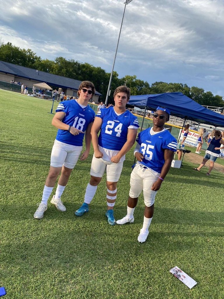 our time to shine💫
21’
forthem
<a href="/ChristianStace4/">Christian Stacey</a> @JavionBrown_