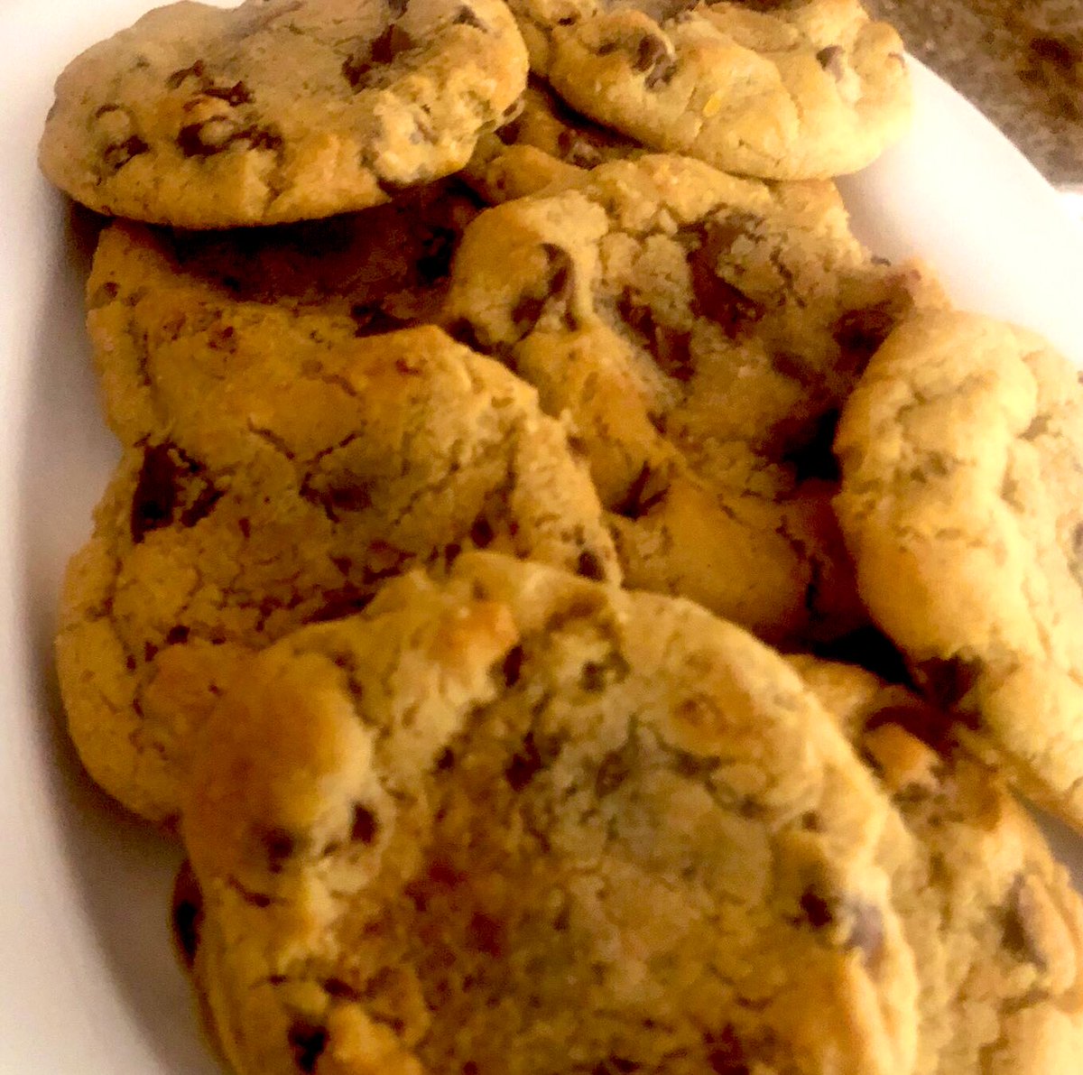 LouisS60662249's tweet photo. I hope you all are having a sweet and most wonderful weekend my friends. Nothing like baking to make the weekend more sweeter👍 https://t.co/mPsGHOBPJj