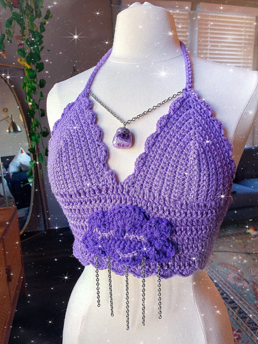 cruel_daughter's tweet photo. it costs $0 to rt an artists work 🥺

handmade crochet tops made with so much love :’) my restock is august 15th 3pm cst ♡ https://t.co/JdXq5yN7Ft
