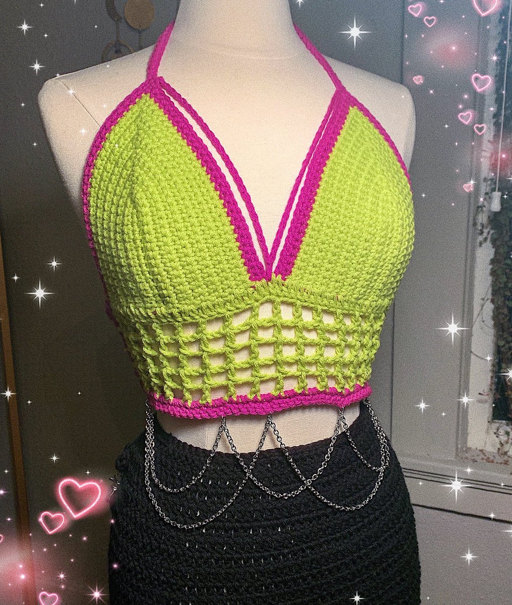 cruel_daughter's tweet photo. it costs $0 to rt an artists work 🥺

handmade crochet tops made with so much love :’) my restock is august 15th 3pm cst ♡ https://t.co/JdXq5yN7Ft