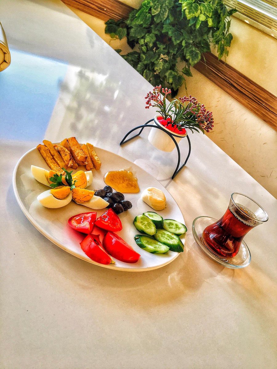 ChefKitchen4's tweet photo. İşimizi severek ve sevğimizi katarak yapıyoruz #afiyetolsun https://t.co/4he4fmDSnf