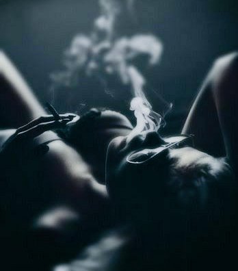 author_night's tweet photo. Do you smoke? https://t.co/6v3Dip0jXM