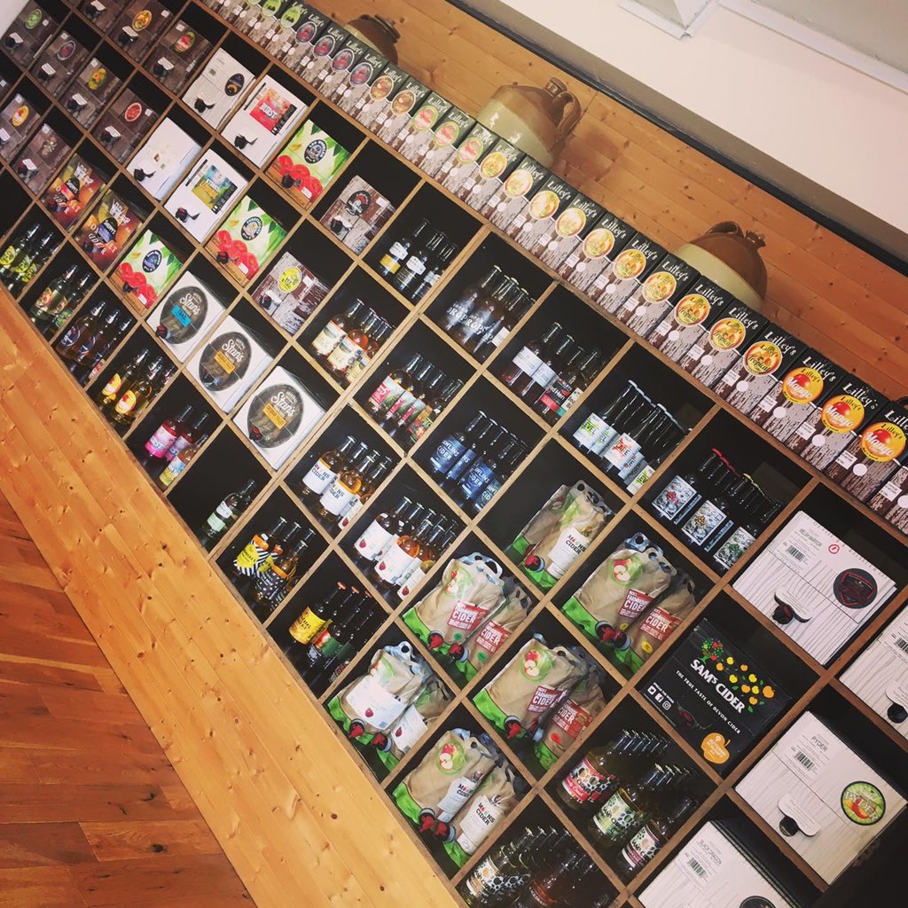 CiderShackBA21's tweet photo. π€ If you had to choose just one? #cider #realcider #craftcider #cidershop #cidershopping #ciderlover #cidery #applecider #ciderdrinker #alcohol #lovecider #drinks #shoplocal #thatchers #lilleyscider #worleyscider #sheppyscider #heckscider #twistedcider #beardandsabrecider https://t.co/fQOwJDCj0V