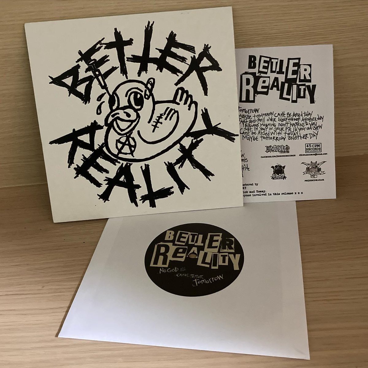 evolstak's tweet photo. BETTER REALITY / DAD split 7"EP
マンチェスターのハードコア・パンクとリヴァプールのパンク・パワーヴァイオレンのカップリング!
#nowplaying #betterreality #dad https://t.co/gPIw7ULRnk