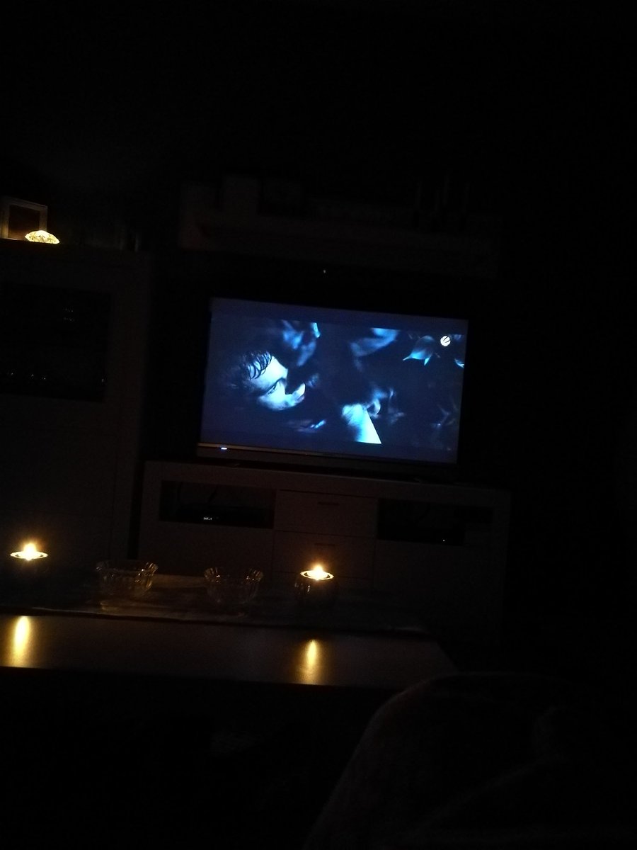 NicoleLx3's tweet photo. Watching the Maze Runner for the first time 👀👀 https://t.co/tbslgP1V4K