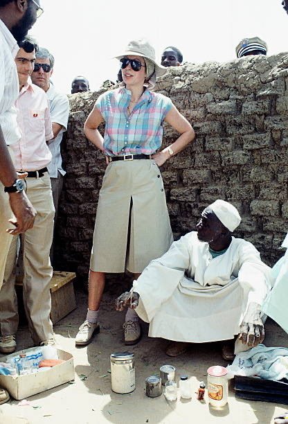 In 1982, Anne undertook her most extensive tour with the Fund yet, which was to be a major turning point for the Fund. It took her to Swaziland, Zimbabwe, Malawi, Kenya, Somalia, Djibouti, North Yemen and Beirut.