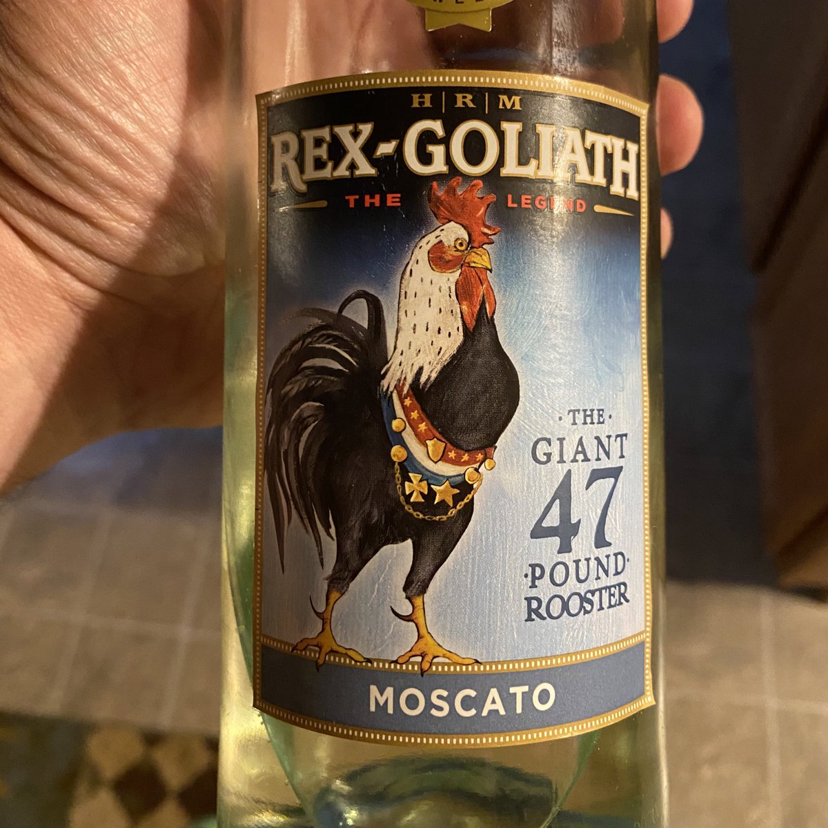 DEVlLDRlVEN's tweet photo. After a killer week working outside this is my celebration drink #moscato #NAkambi #RexGoliath https://t.co/Ne70oBA0KB