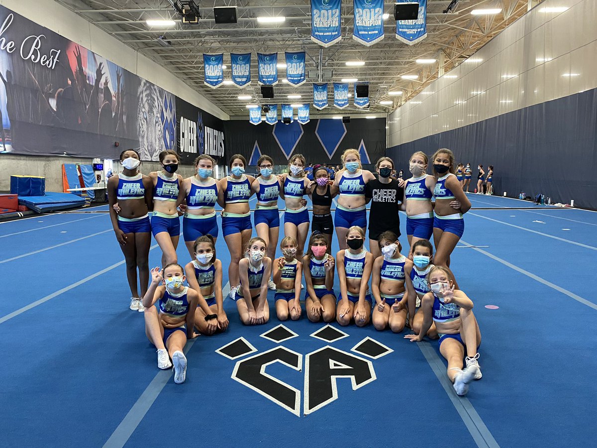 SolarCatSisters's tweet photo. Introducing your 20-21 SolarSisters!! @HunterFromTech @CheerAthletics @CA_Frisco https://t.co/Gh1VassGIF