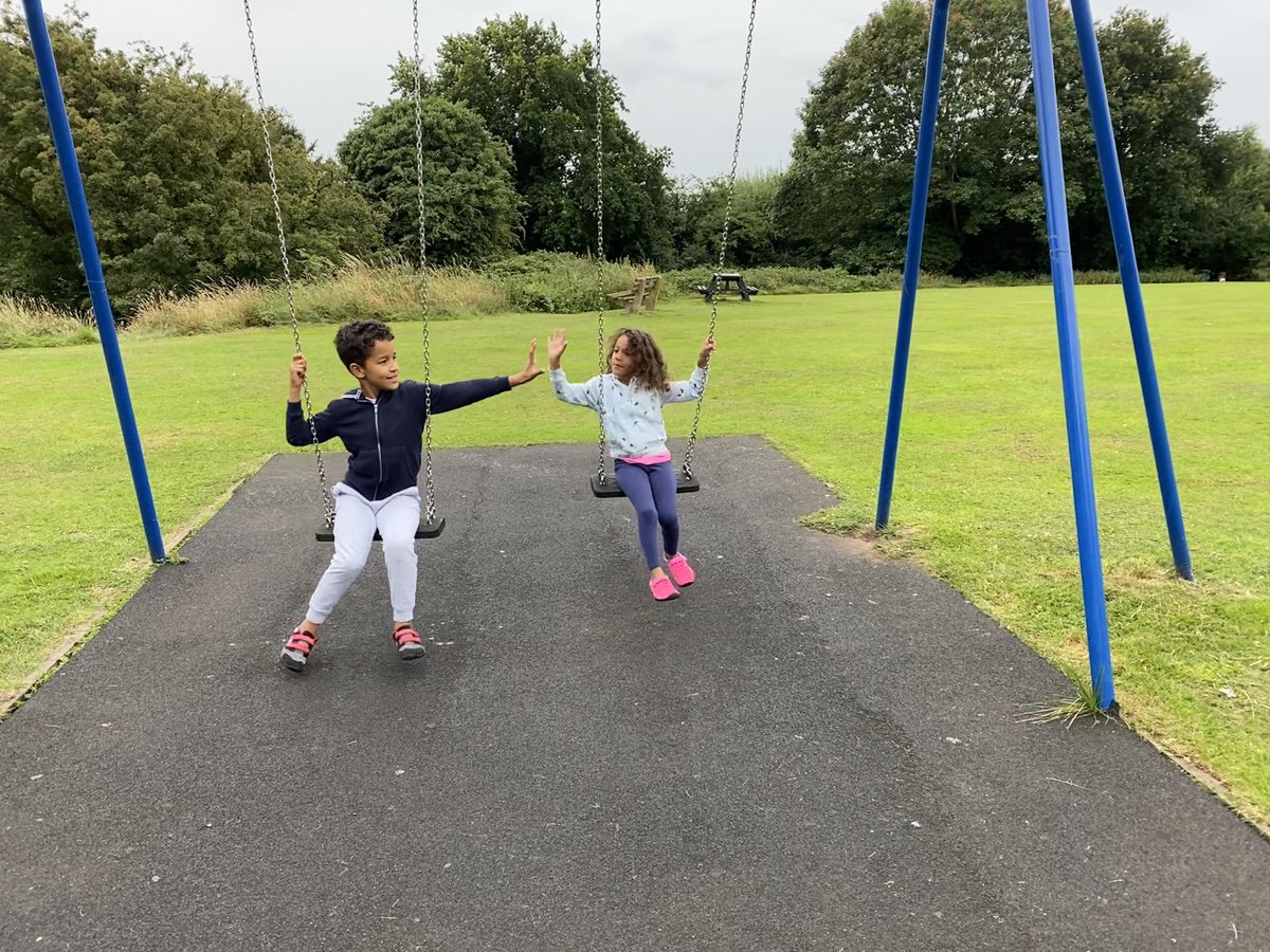 AmadoOttley's tweet photo. Best friends #caribbeankids #bestfriends #cleverkids #fitfam #barefootkids https://t.co/53S4tdv5UI