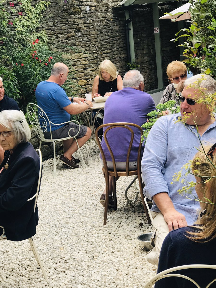 lucystearoom's tweet photo. Our beautiful courtyard garden is proving very popular. So good to see all these lovely faces at Lucy’s. Thank you to everyone who for popping in and supporting our family run business. We hope you’re all enjoying our tasty menu and that you’ll come and see us again very soon. https://t.co/uM0KosdkTH