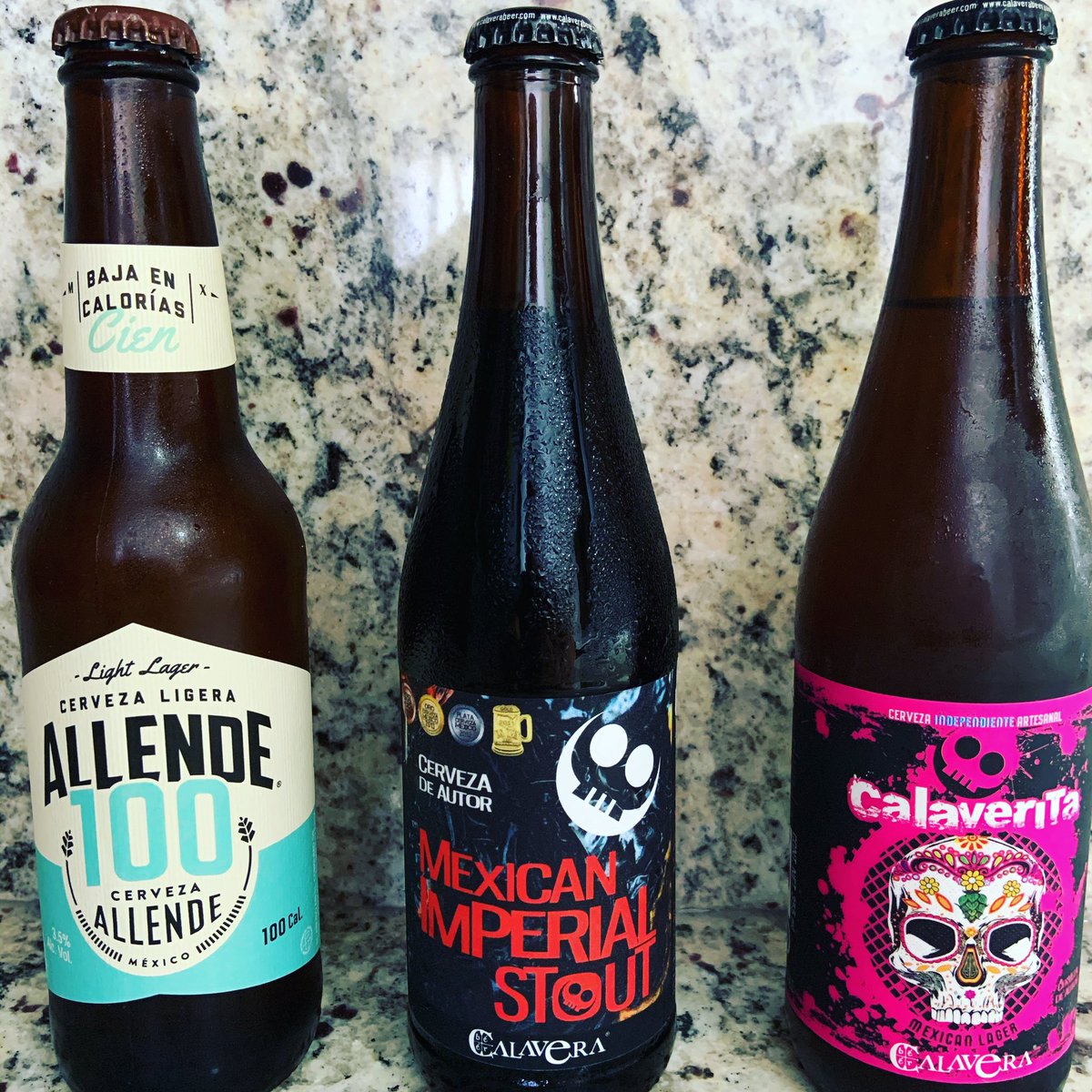 zavala_fco's tweet photo. #CervezaArtesal hoy #TastingBeer🍻 de #CheveMexicana Empezamos!! https://t.co/9Xrq1TuUqM