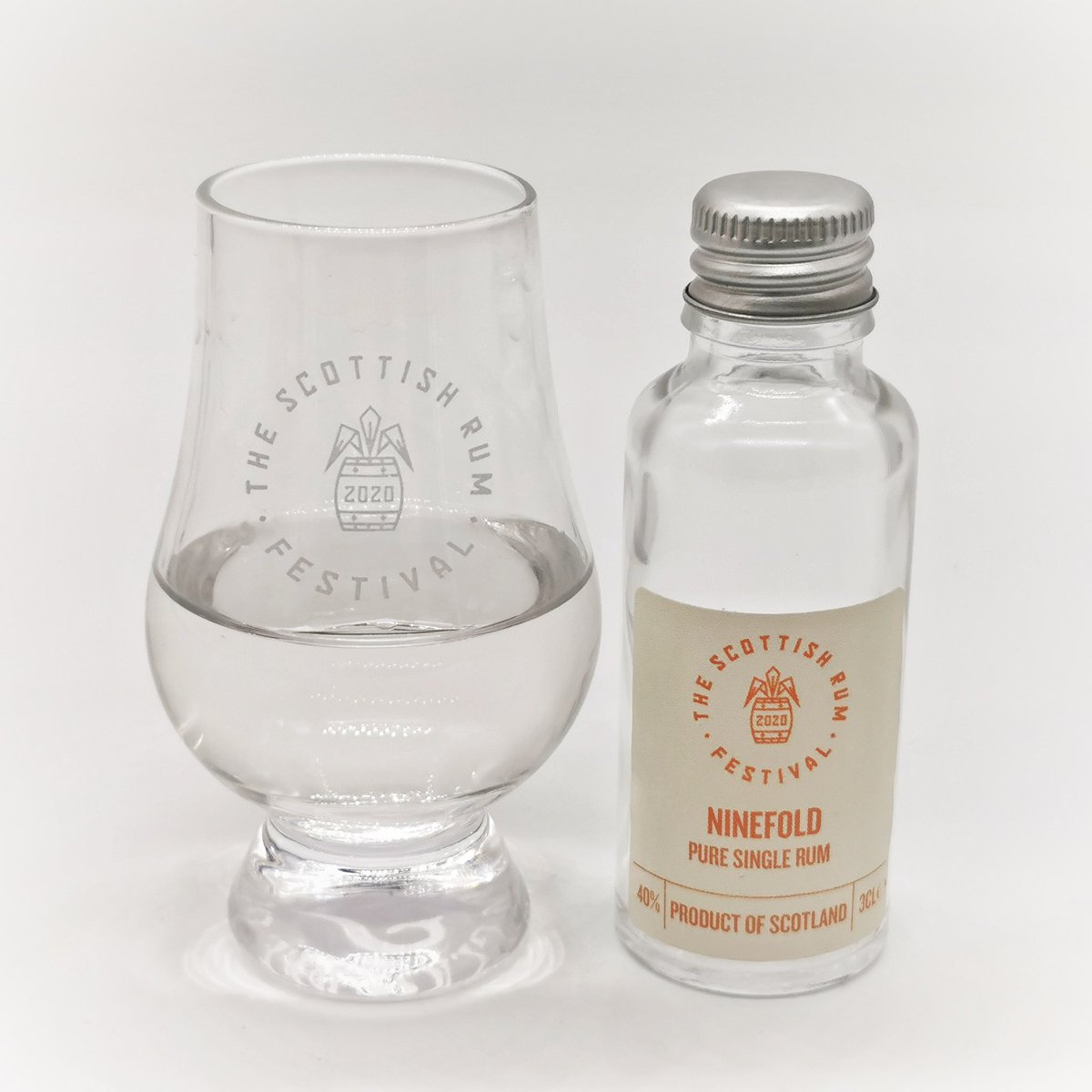 RUMDOTLV's tweet photo. Woah, woah, woah! Nearly missed rum number 4 of @scottishrumfest in all the goings on and it's one NOT to be missed - @ninefolddistil Pure Single Rum! A fantastic rum, so flavoursome and tasty! Highly recommended! #NineFold #ScottishRumFest #ScottishRumFest2020 #rum #rumlove https://t.co/GW9PgLjVT5