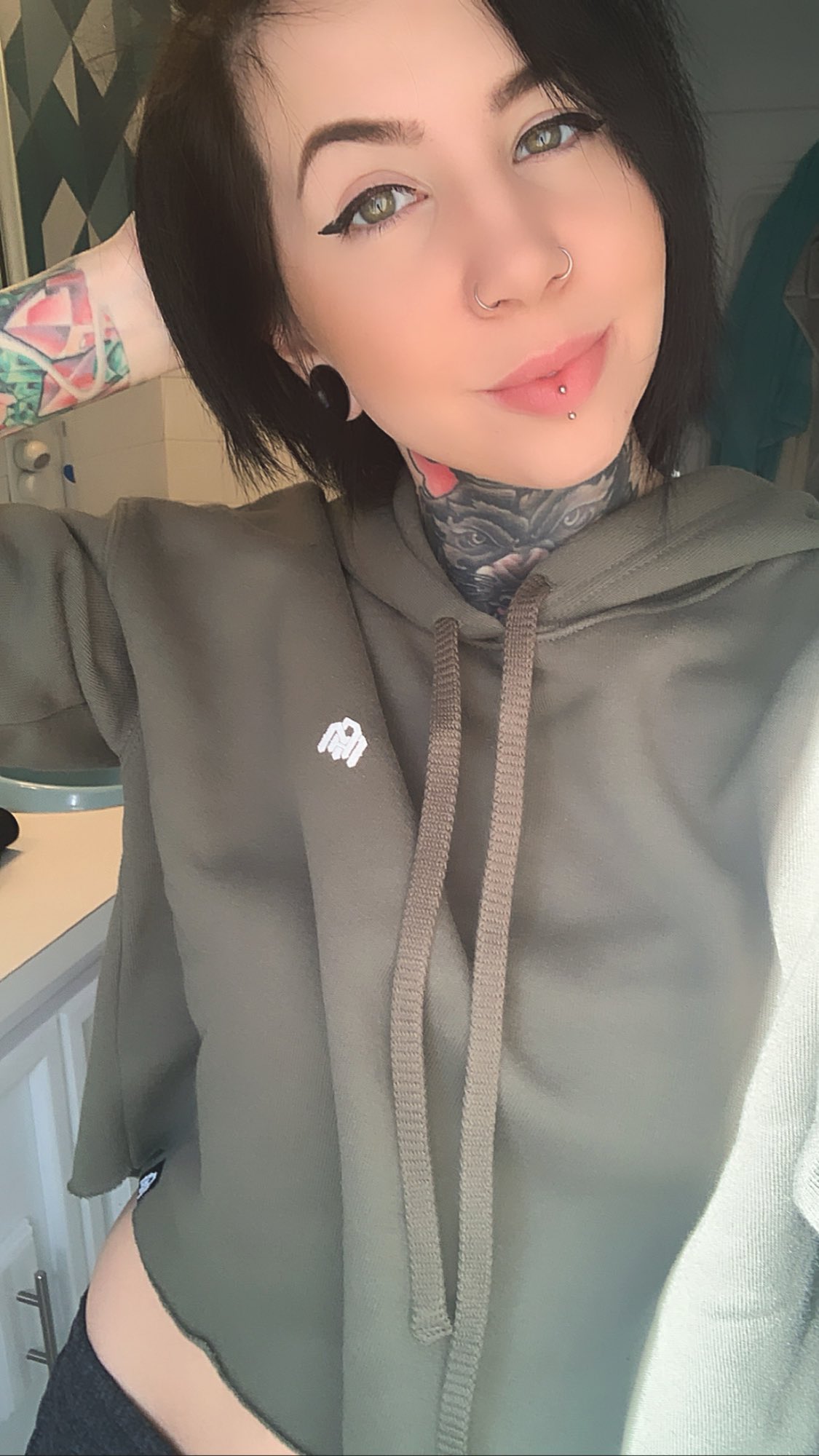 Tatted on Twitter: "Thank you for my new favorite hoodie @INTOTHEAM 🥰