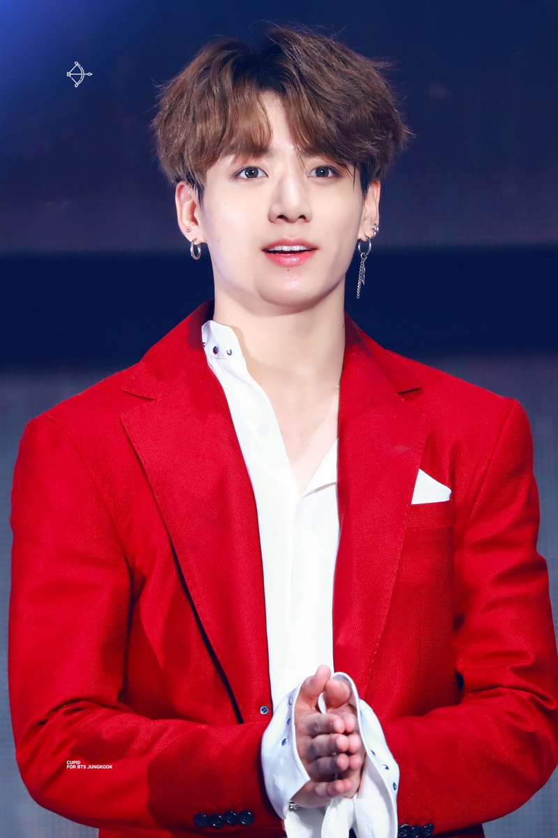 Red and white rose #MTVHottest BTS  @BTS_twt