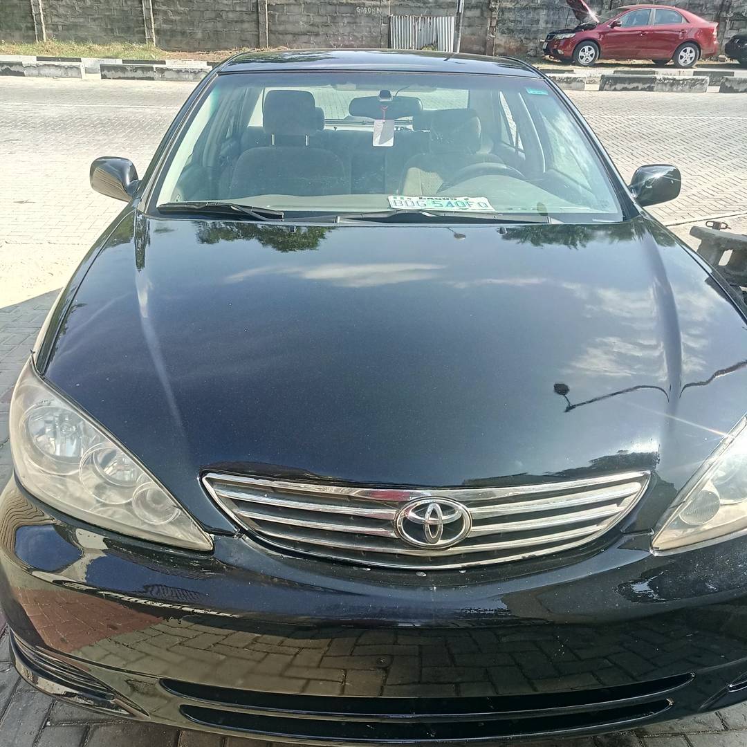 GadNickson's tweet photo. CrossOver Autos
Registered Camry 2004 XLE
Repainted body
No accident
Alloy rims
Remote control
Ac perfect
V4 engine
Buy and drive
Call: 08033677511
Price: 1.120m
Location: Ikoyi Lagos https://t.co/Pjv7WWKPjb