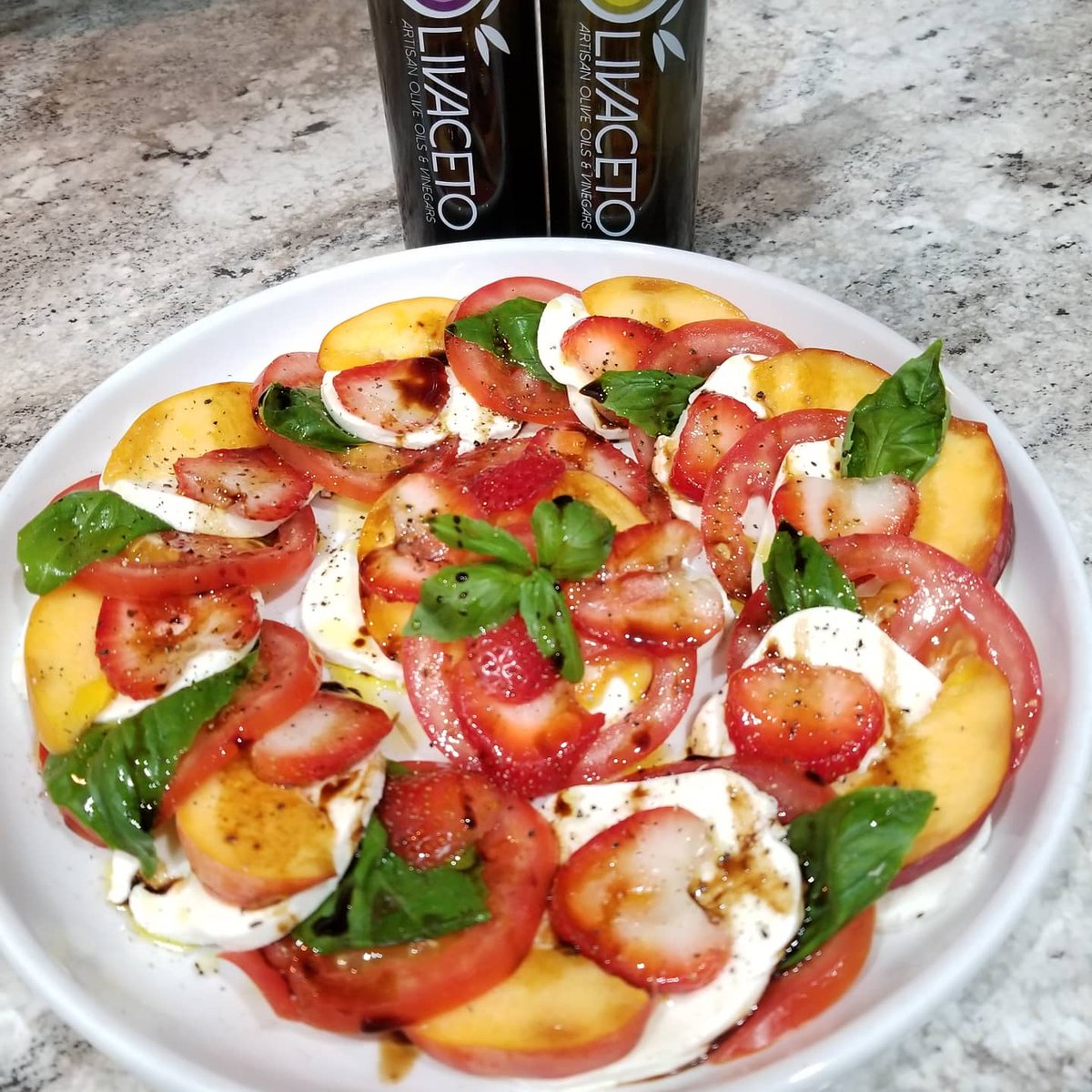 olivaceto's tweet photo. Ultimate Caprese Salad w/Peaches &amp; Strawberries! Drizzle 3 tablespoons of Milanese Gremola Olive Oil &amp; 2 tablespoons of our 18 Age Traditional Balsamic! Simply Amazing!  Enjoy https://t.co/tsNQBzmfQ8 click on "Shop Now" #CapreseSalad @LaGrangeBiz @fb_lagrangeil #EVOO #ShopSmall https://t.co/g0AS8dpEVG