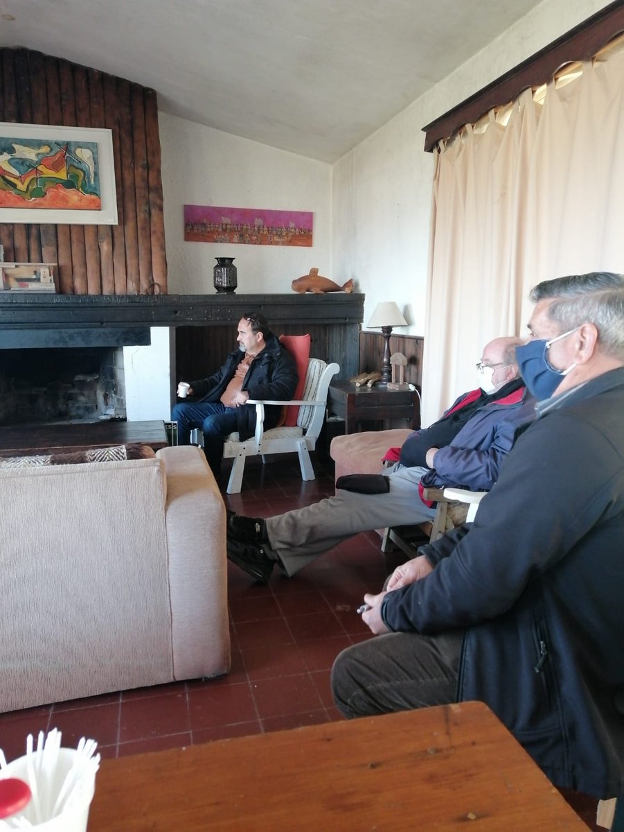 gerardo_vinales's tweet photo. Reunión con la Comisión de Balneario Bella Vista junto al candidato de Solis Grande, #MedardoElolaAlcalde #813F #GerardoViñalesIntendente #1813Maldonado #ComprometidosContigo https://t.co/0N4DA3vEjG