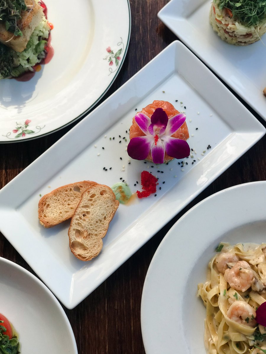 Are we offishally your favorite restaurant yet 😏

 #bestofsandiego  #bestfoodsandiego  #californiafood  #osetrasd  #bestofsandiego  #osetrasd