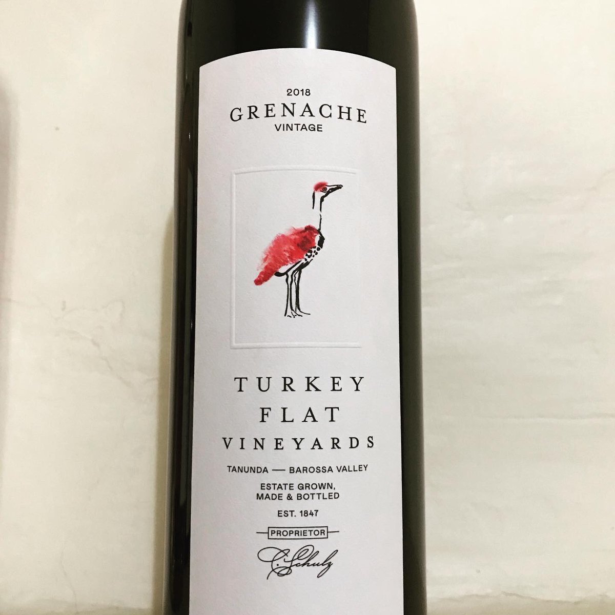 barossagirl72's tweet photo. I’m also lucky to have @TurkeyFlat in the same street in which I live &amp; I could walk there but who’s going to carry my wine home! 😉 Fantastic wines and cellar door and a definite must see and do when visiting the Barossa Valley. Cheers! 😊❤️🍷 #turkeyflat #barossavalley https://t.co/MYbpzm11vV