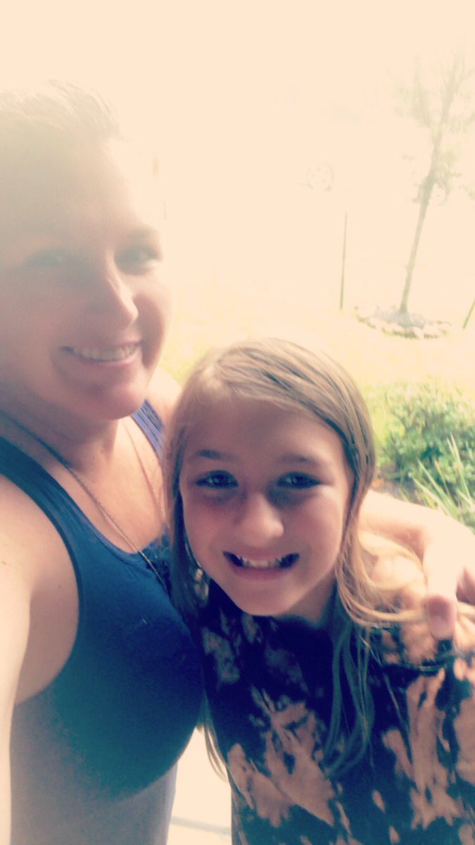 Rainy day selfie! #USESummer #StallionsDeserveIt