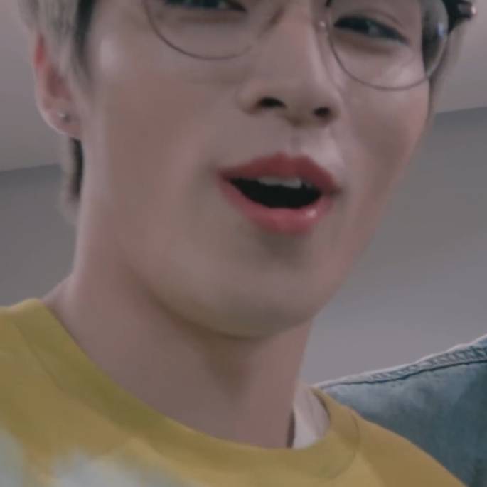 #WayV #威神V #XIAOJUN #肖俊 #샤오쥔