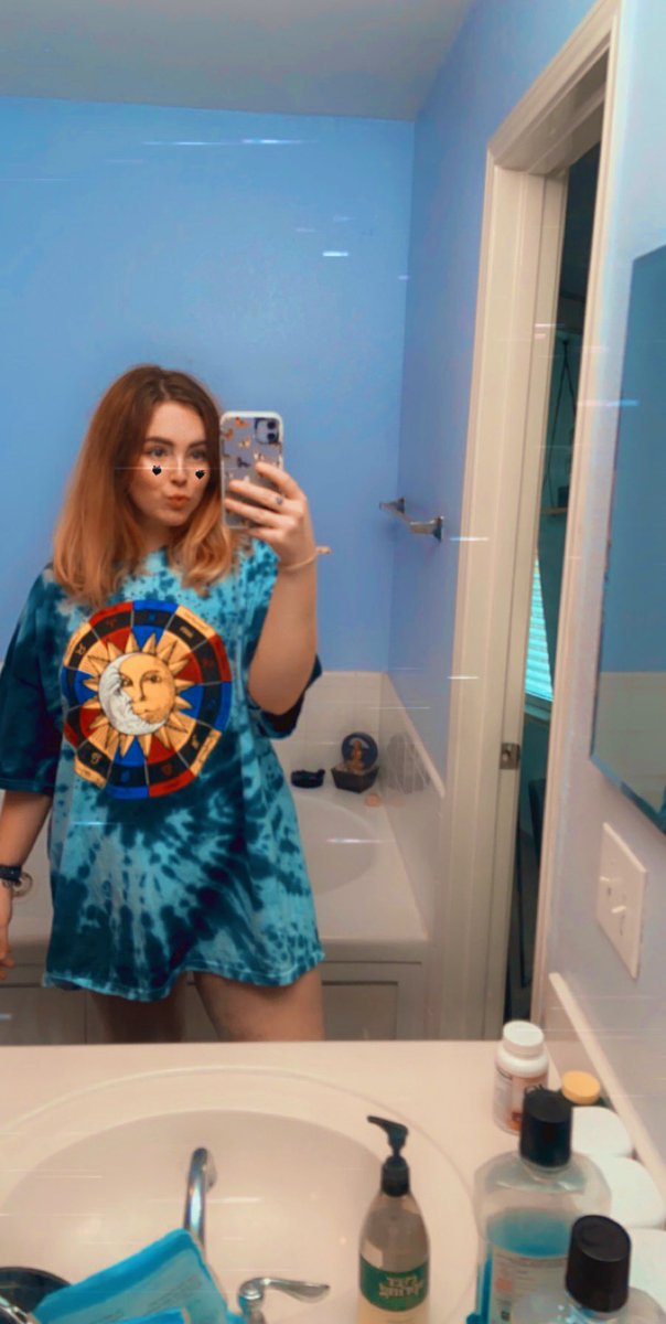 Sesley_blue's tweet image. 21 Baby🥳