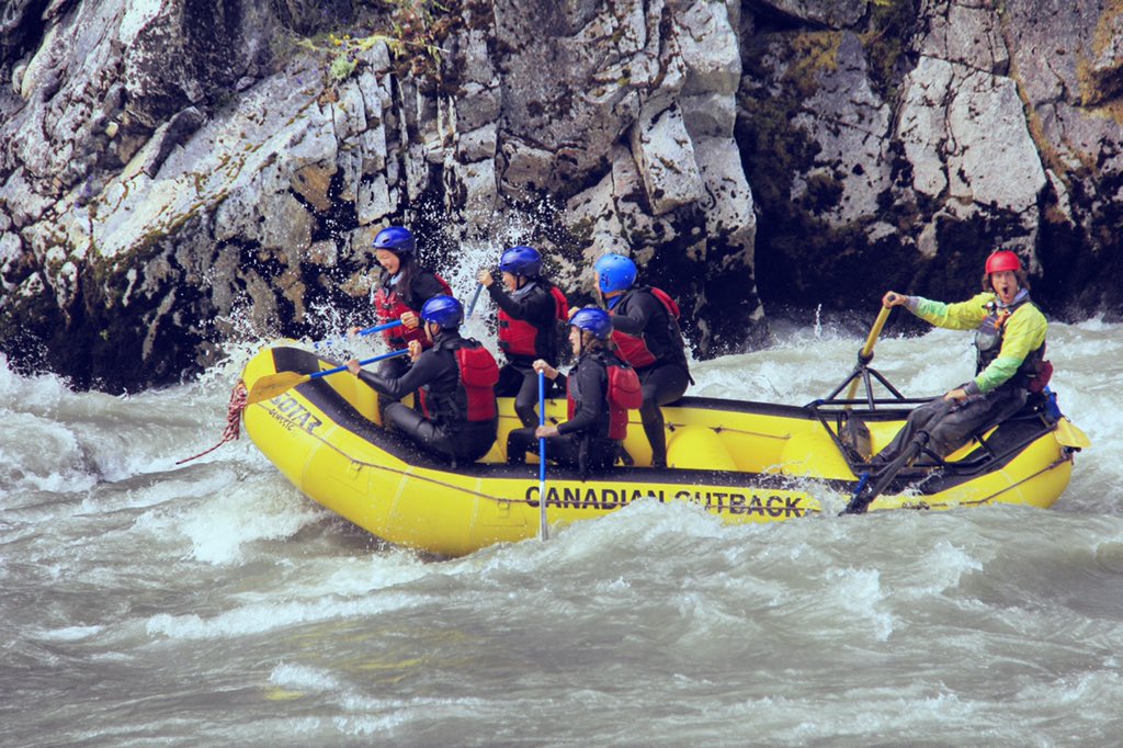 Outback Rafting tweet media