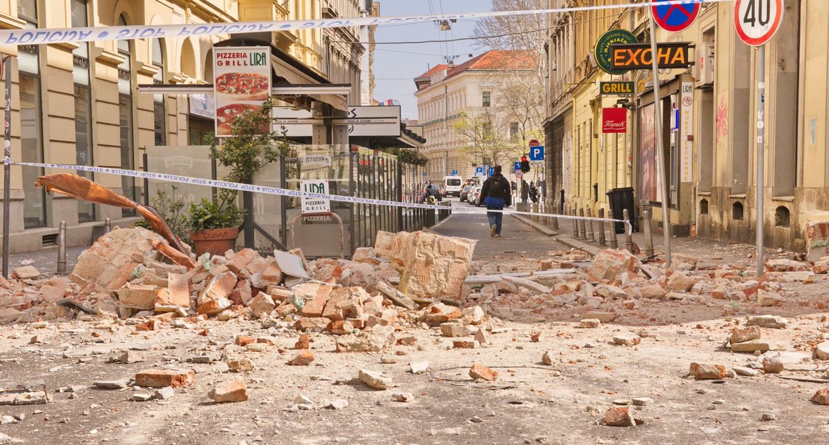 here are some pictures of the damage made by earthquakes: