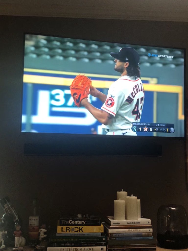 RjCausley's tweet photo. @lmccullers43 Comeback SZN Aug2k18–7/25/2k20! U dealt sir! U deserve it! Htown’s rooting 4 U! Ole Mr.24 straight! PS: Any chance I can get that glove? I’ll pay for 2 dogs to be adopted for 2 special peeps that want a dog,Trade!? #siuefa #besomeone #dadmode #projectfrontline 🐺❄️ https://t.co/gNnKei7kUQ