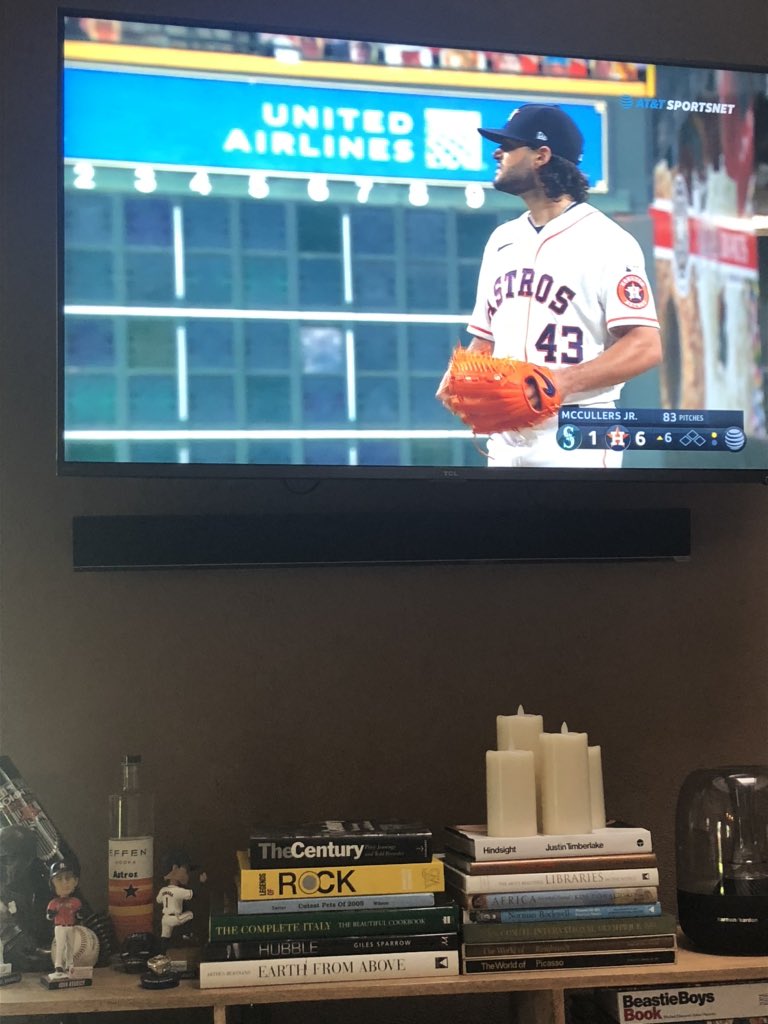 RjCausley's tweet photo. @lmccullers43 Comeback SZN Aug2k18–7/25/2k20! U dealt sir! U deserve it! Htown’s rooting 4 U! Ole Mr.24 straight! PS: Any chance I can get that glove? I’ll pay for 2 dogs to be adopted for 2 special peeps that want a dog,Trade!? #siuefa #besomeone #dadmode #projectfrontline 🐺❄️ https://t.co/gNnKei7kUQ