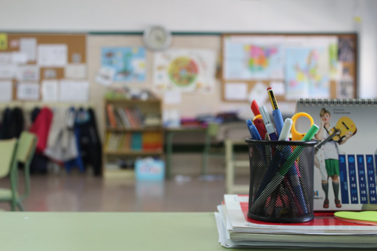 ginibee123's tweet photo. Making Jobsharing work in #Teaching - useful tips from a teacher who's been working as a #Jobshare for 10 years https://t.co/n5NX04Grrp via RealiseMe https://t.co/pSNCKSaEYR
