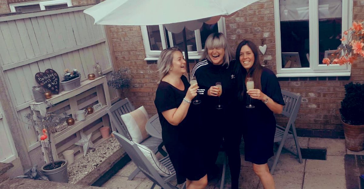 amynettleton1's tweet photo. Had the most beautiful morning with my oldest friends - 36 years of love in one pic xx #keepcelebrating #noteven40yet ππ»ππ» https://t.co/JHy8IyGHPR