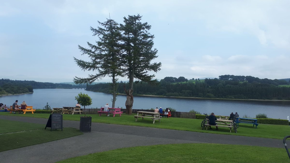 ParkinsonTrishy's tweet photo. If you want delicious food &amp; beautiful relaxing setting try @SaltyBuoyTruck  @The_Avon_ https://t.co/hHZ7Hr0hCi