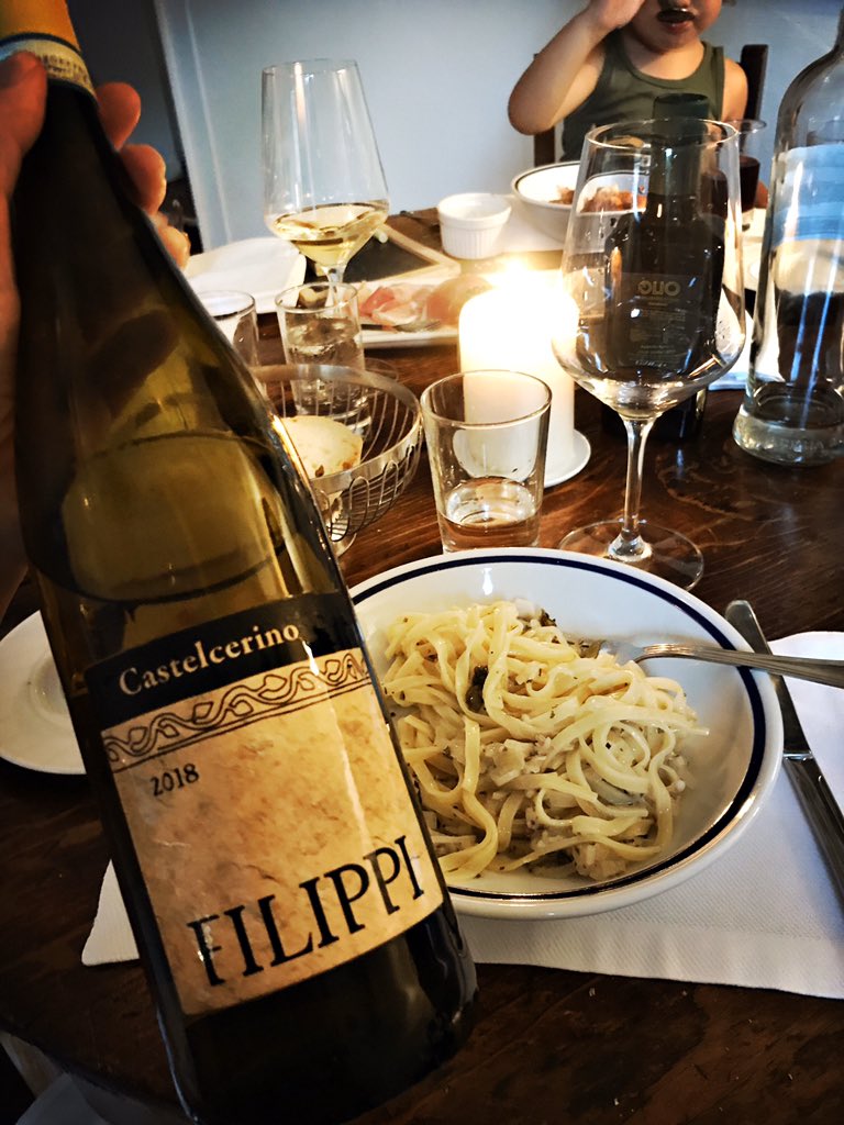 Hier soir nous avons bu un #Soave extrêmement plaisant. 
Voilà. 

#Salefino #Siena #Filippi #Castelcerino