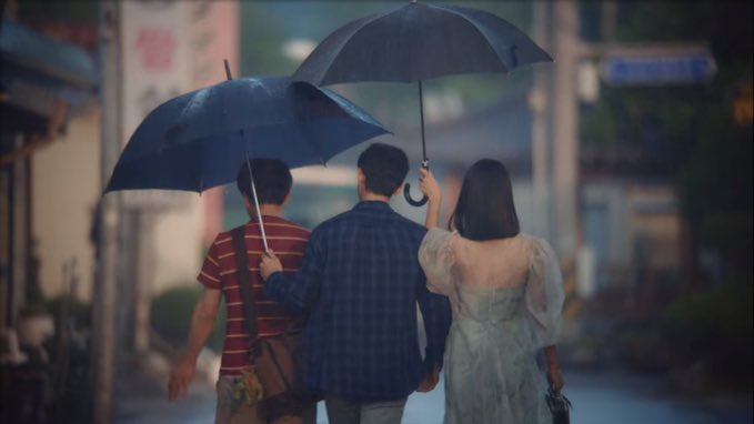 iconickdramas's tweet photo. look at the illustration they put in the epilogue 😭💛

#itsokaytonotbeokay #itsokaytonotbeokayep16 #itsokaytonotbeokayfinale https://t.co/kBU7RyDwMN